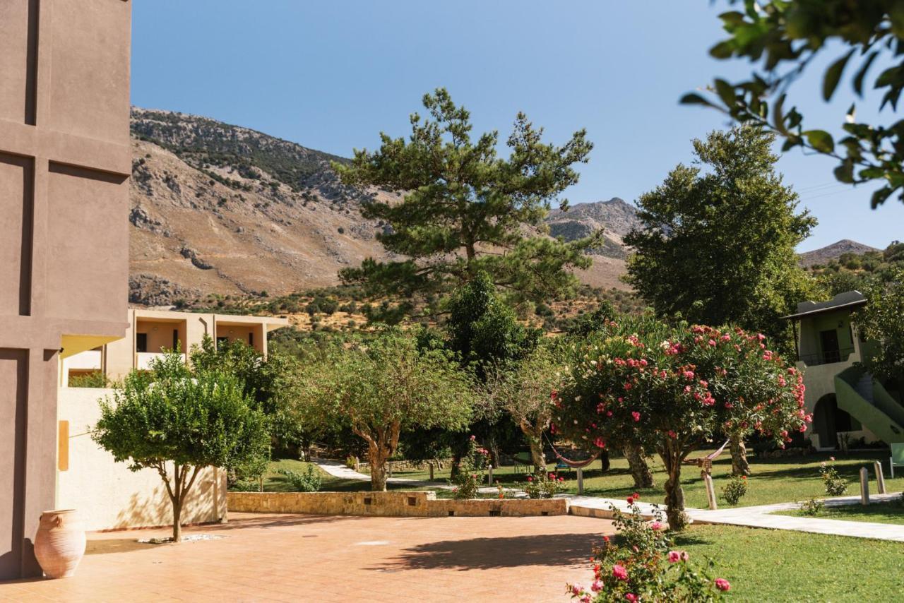 Idi Hotel Zarós Екстериор снимка
